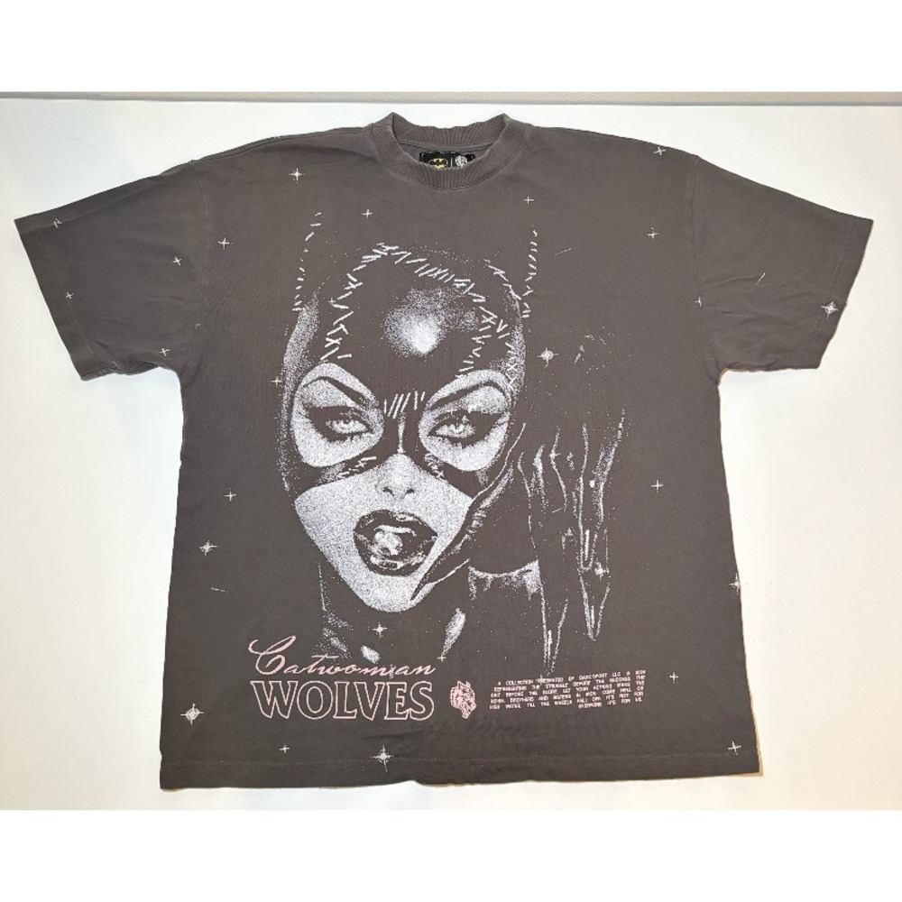 Darc Sport Men's Catwoman (Batman) Oversized T Shirt | Medium